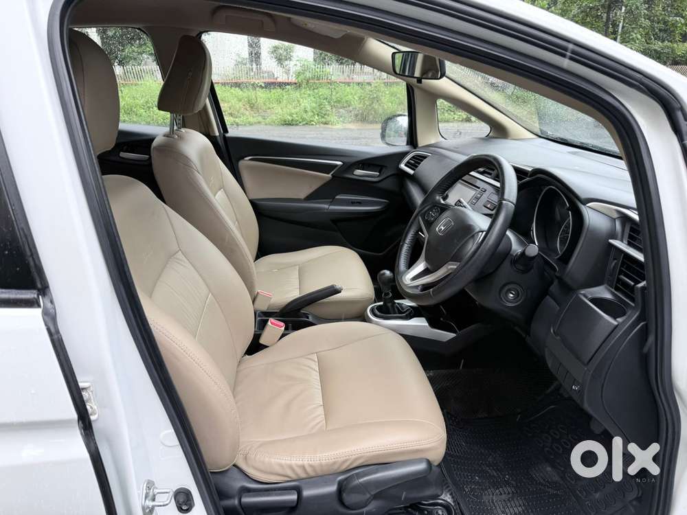 Honda Jazz V Mt Privilege, 2017, Petrol