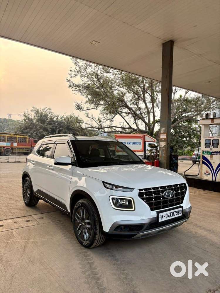 Hyundai Venue 2021 Diesel Well Maintained