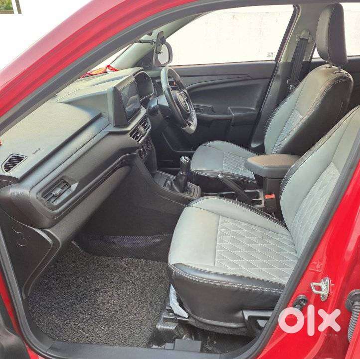 Maruti Suzuki Vitara Brezza 1.5 Lxi, 2025, Petrol