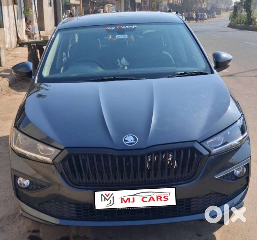 Skoda Slavia Sportline 1.0l Tsi Mt, 2025, Petrol