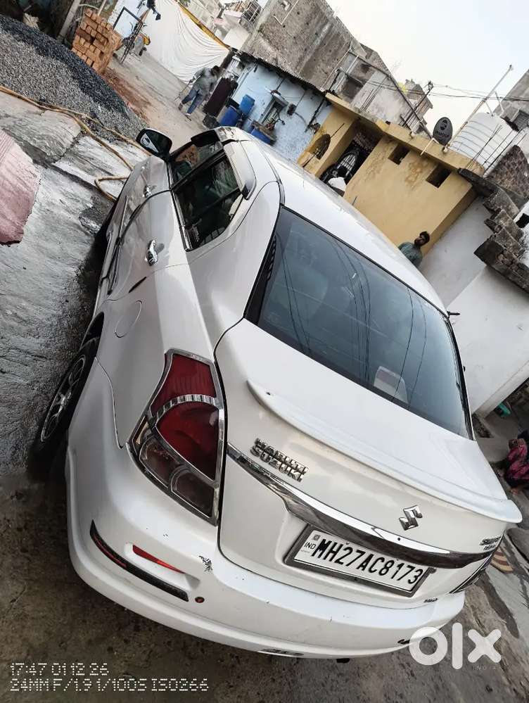 Maruti Suzuki Swift Dzire 2011