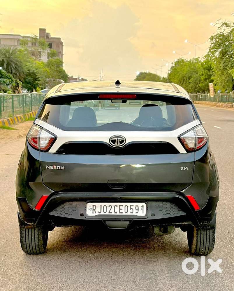 Tata Nexon 1.2 Revotron Xm (s), 2018, Petrol