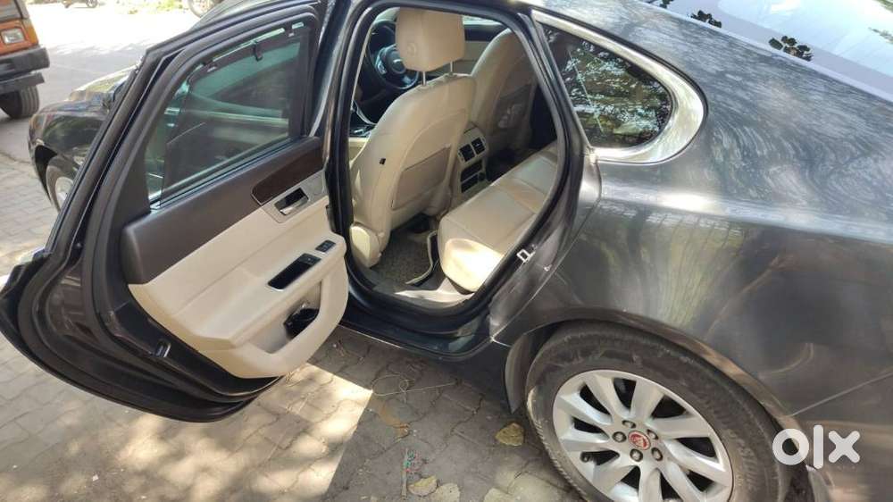Jaguar Xf Diesel 2017
