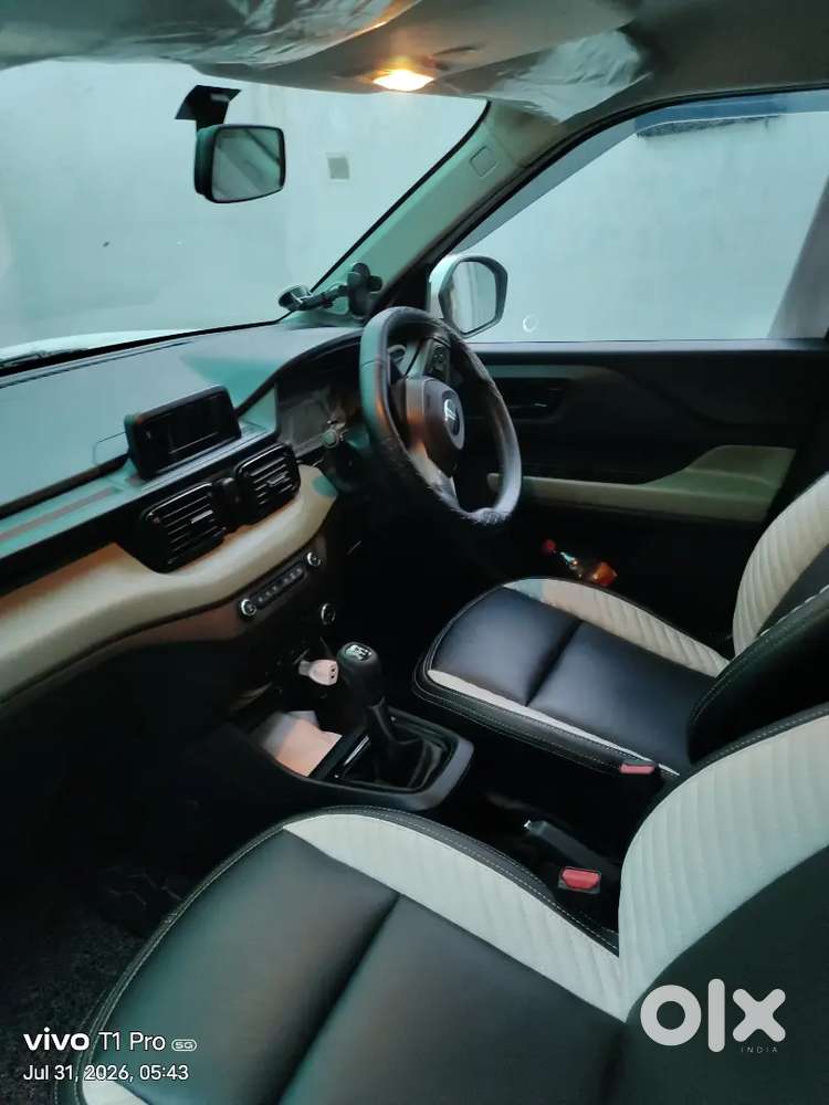 Tata Punch 1.2 Revotron 2025