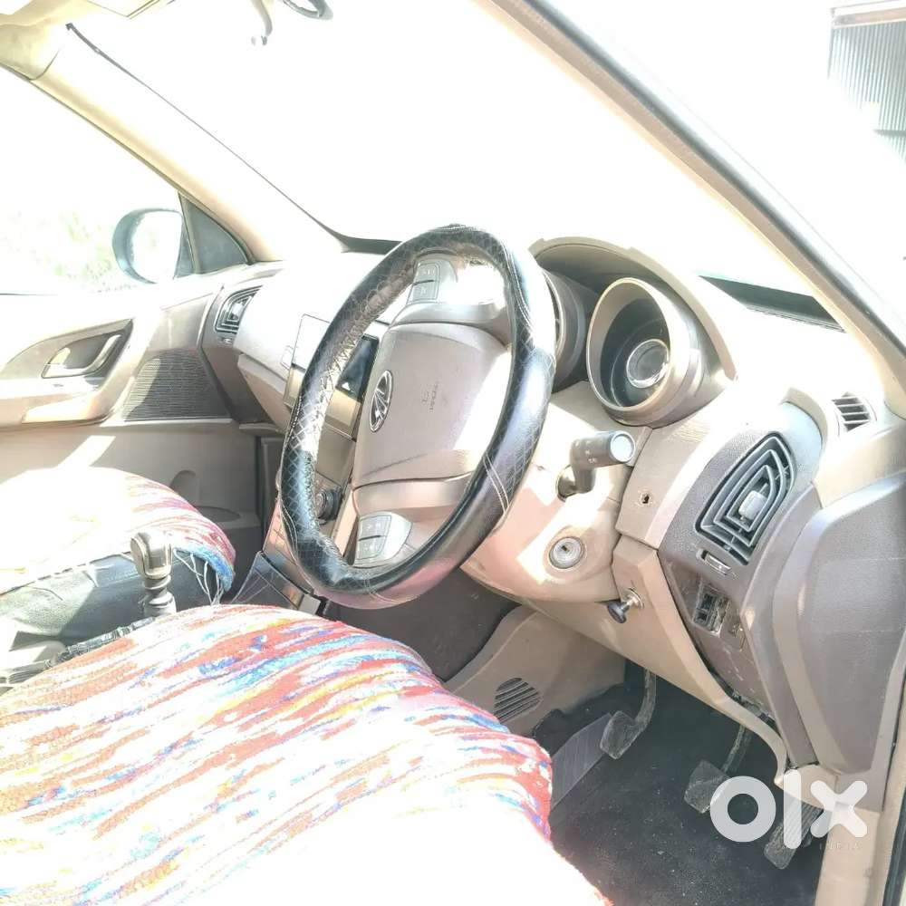 Mahindra Xuv500 Sportz 2012
