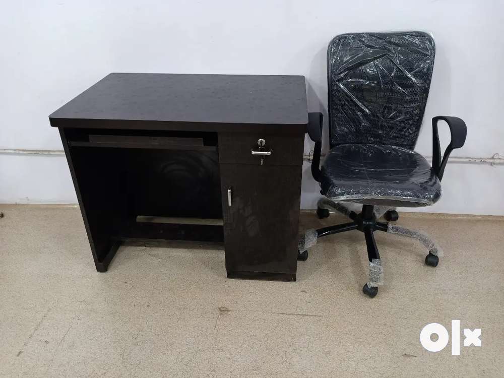 Olx office discount table and chair