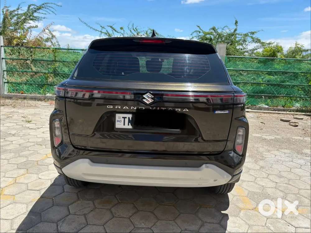 2023 Maruti Grand Vitara Delta Smart Hybrid  Manual  23,000 Km