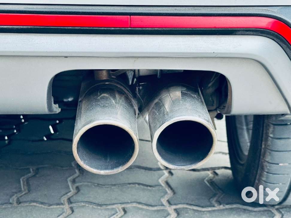 Hyundai Venue N Line 1.0 N8 Turbo Dct Dual Tone, 2022, Petrol