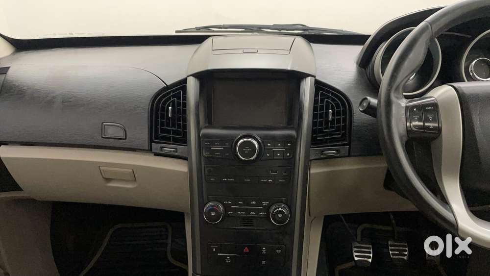 Mahindra Xuv500 2.2 W10, 2015, Diesel