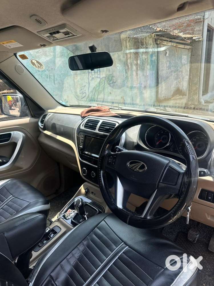 Mahindra Tuv 300 2018 Model