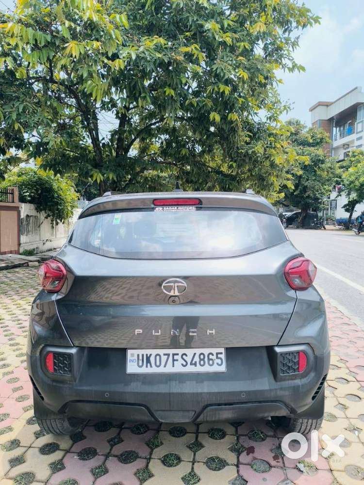 Tata Punch Accomplished Amt Sunroof, 2024, Petrol