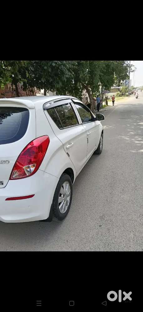 Hyundai I20 2012 Diesel 99000 Km Driven