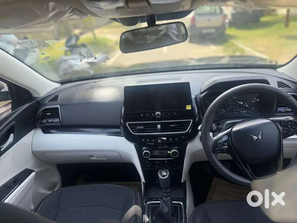 Mahindra Xuv 3xo 2025