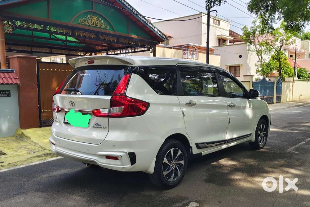 Toyota Rumion V Mt, 2024, Petrol