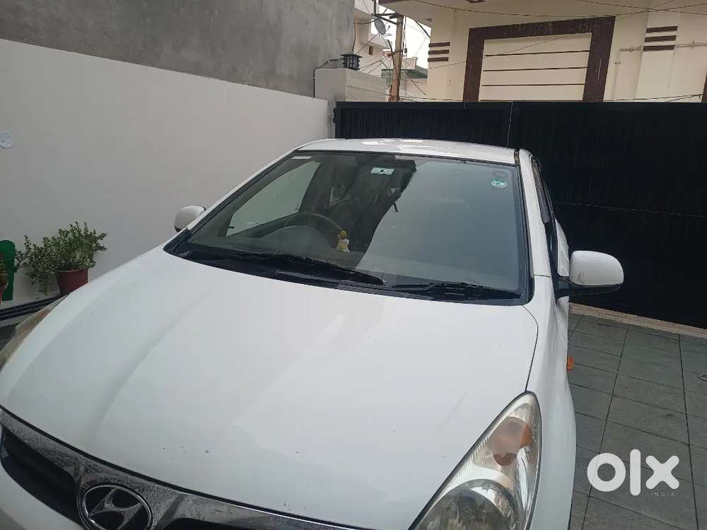 Hyundai I20 Magna 2010-2012 Petrol