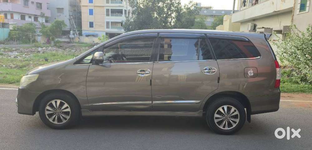 Toyota Innova 2.5 Vx 8 Str, 2015, Diesel