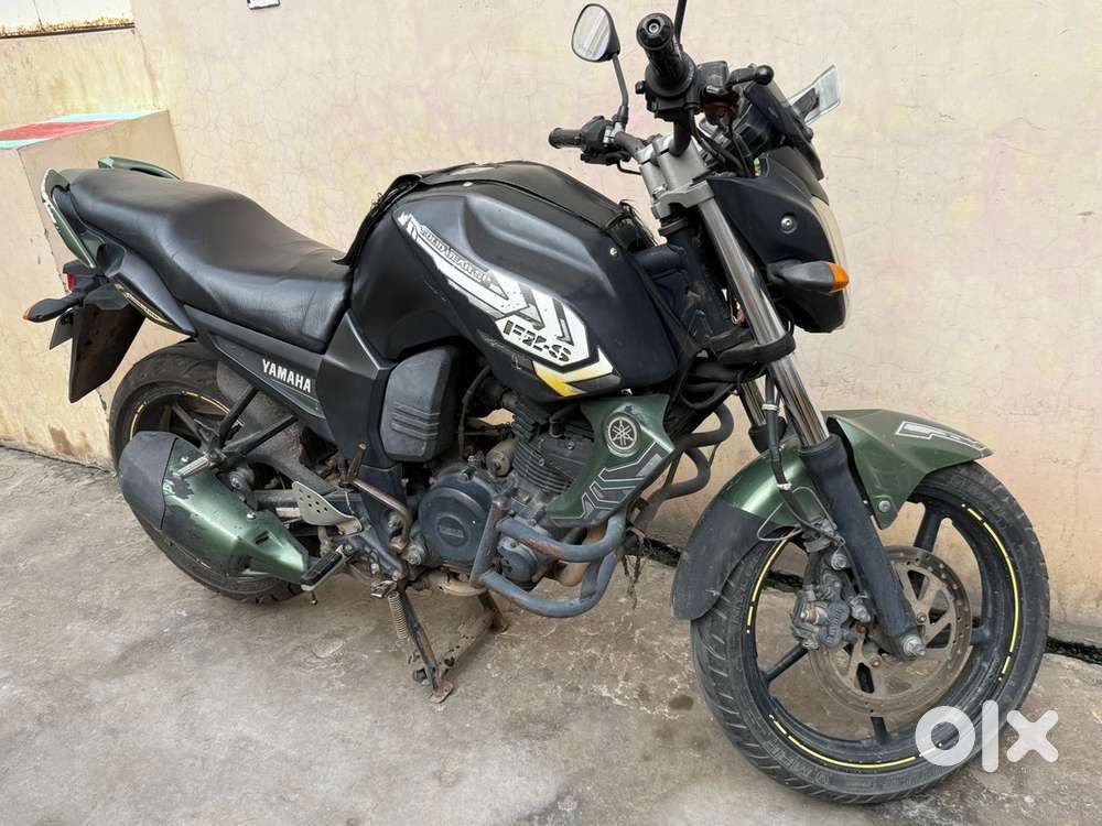 Yamaha FZ S 2014