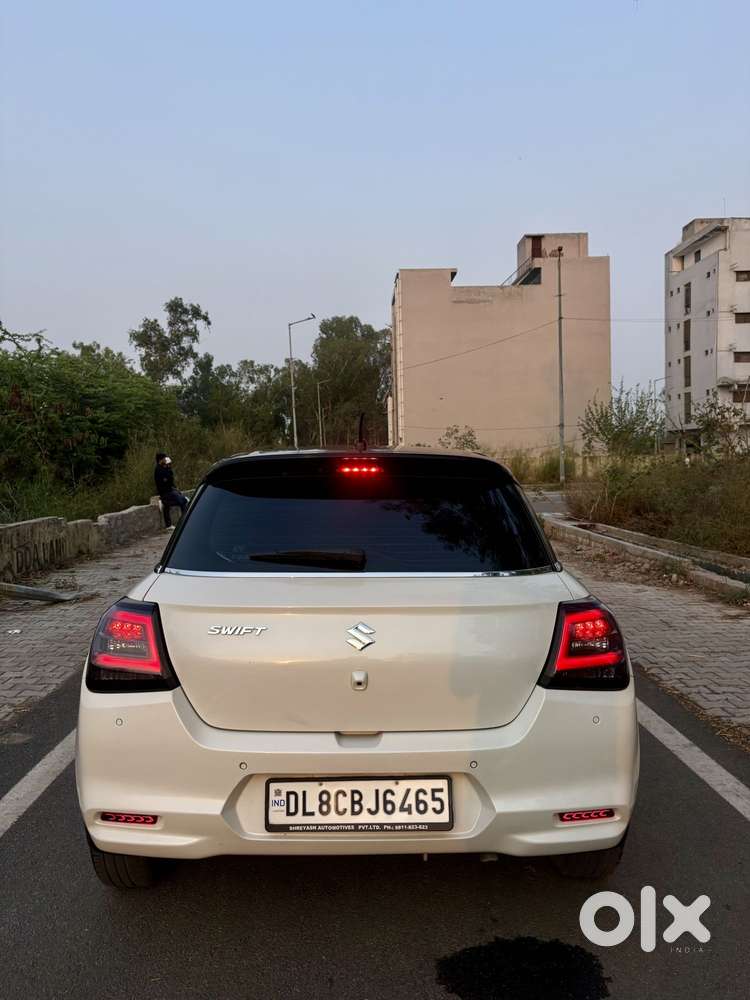 Maruti Suzuki Swift Zxi Plus Dual Tone, 2025, Petrol