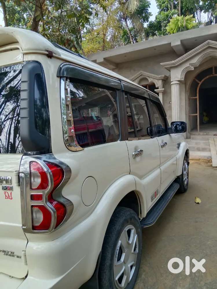 Mahindra Scorpio 2022 Diesel 145000 Km Driven