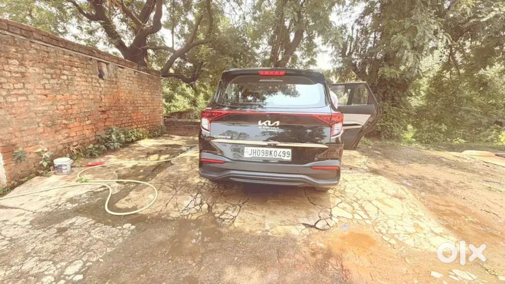 Kia Carens Luxury 1.4 2025