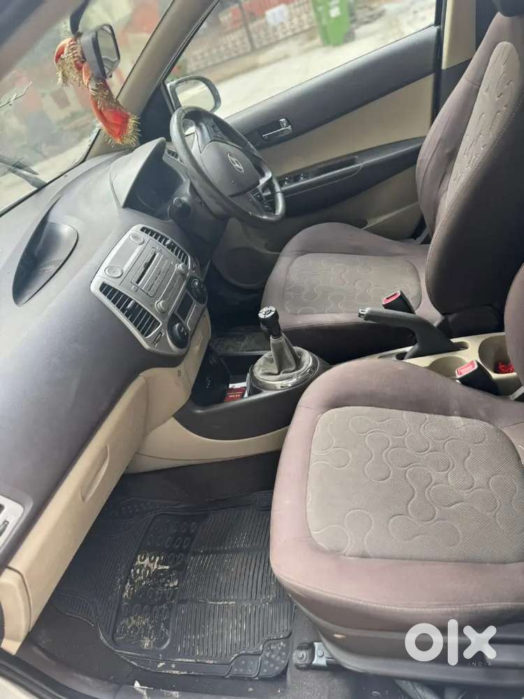 Hyundai I20 2010 Petrol 110000 Km Driven