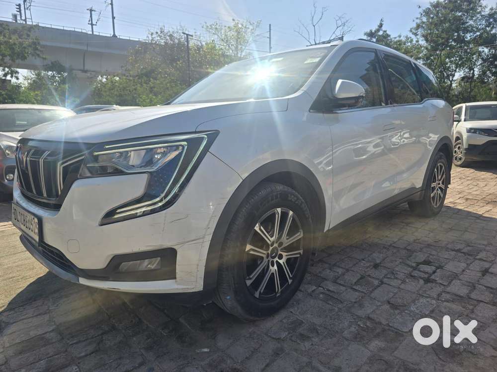 Mahindra Xuv700 2.2 Ax 7 Diesel At Str, 2022, Diesel