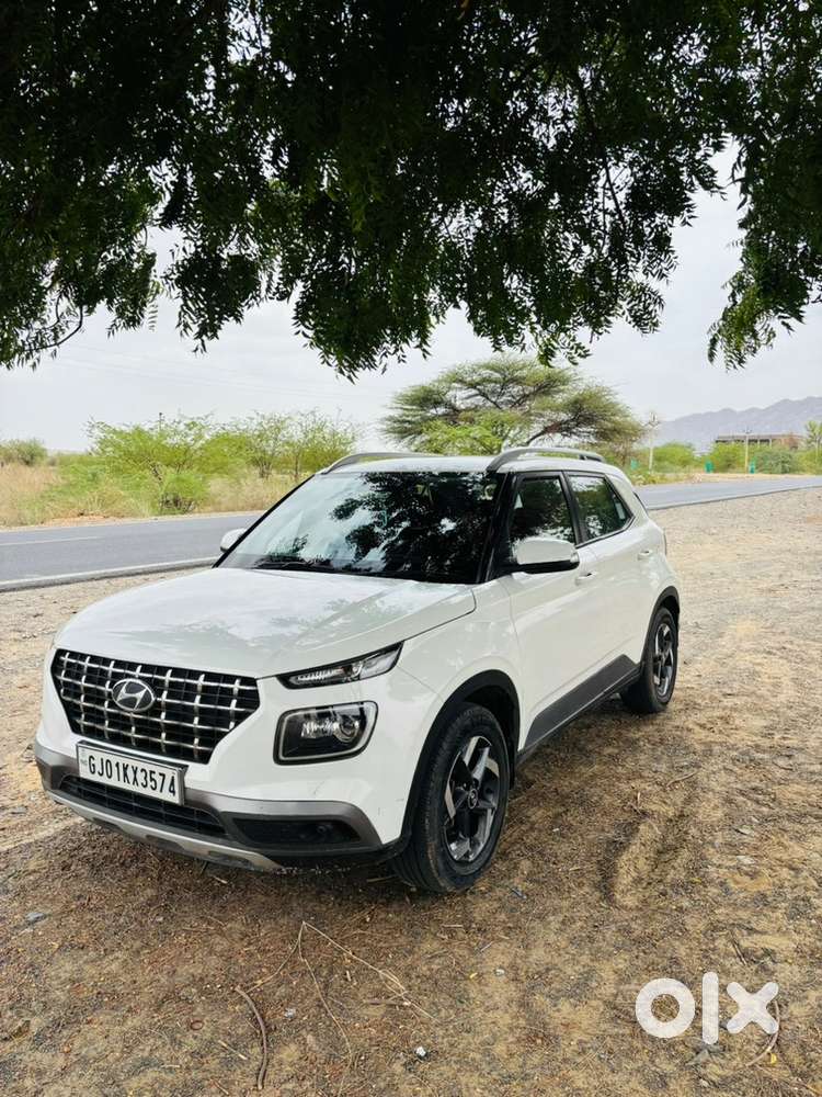 Hyundai Venue Petrol 2019