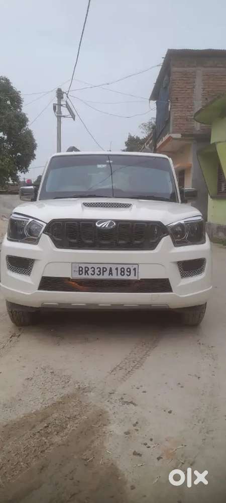 Mahindra Scorpio 2017 Diesel Well Maintained
