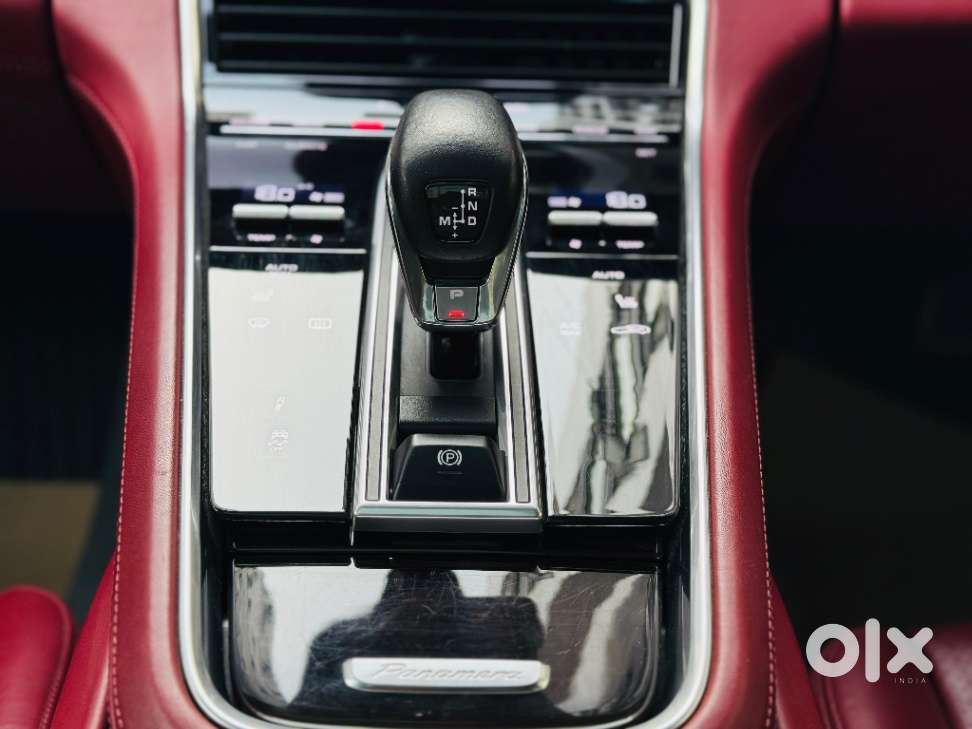 Porsche Panamera Turbo Executive, 2018, Petrol