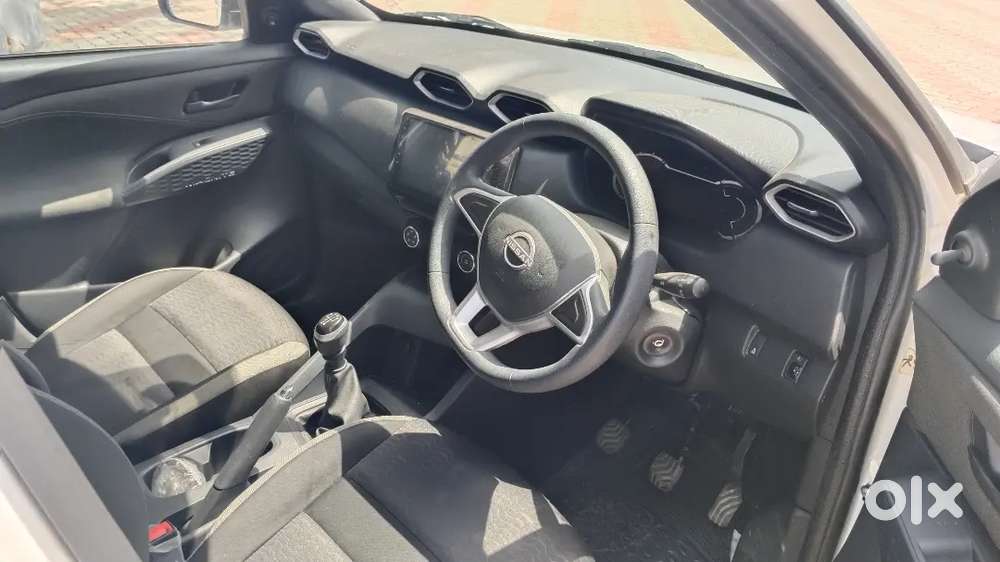 Nissan Magnite 2025 Petrol 11000 Km Driven