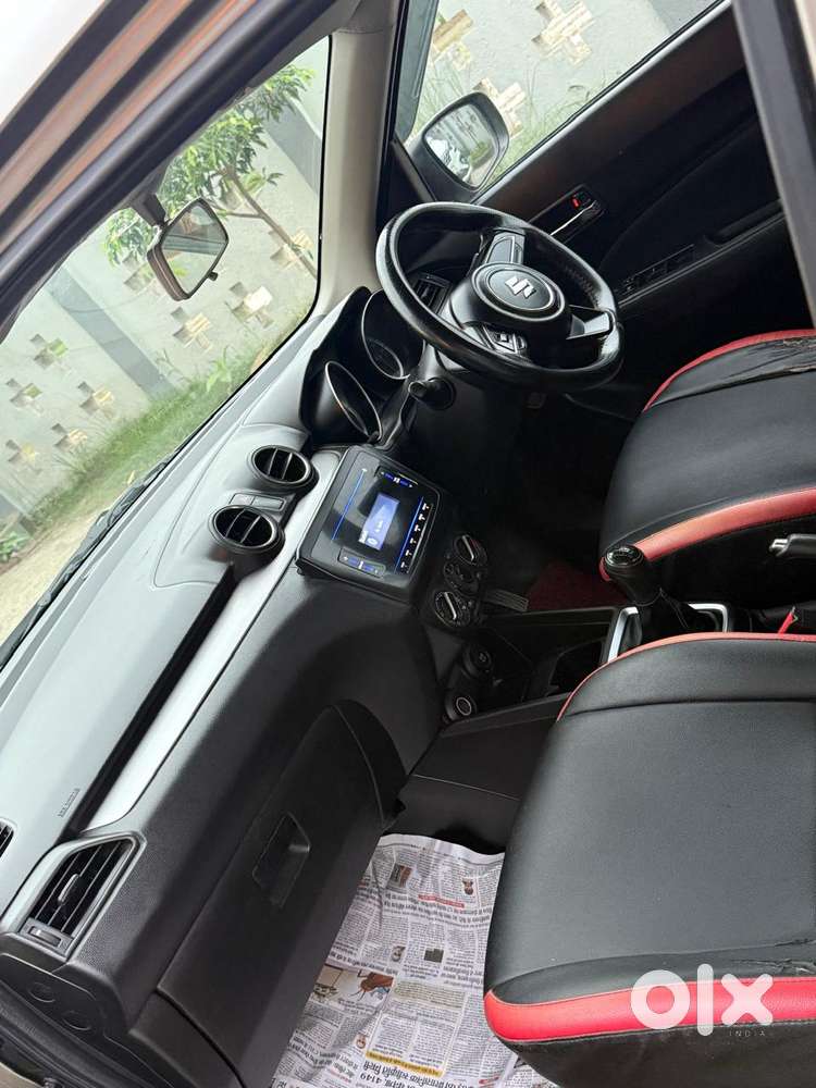 Maruti Suzuki Swift Vvt Vxi, 2021, Petrol