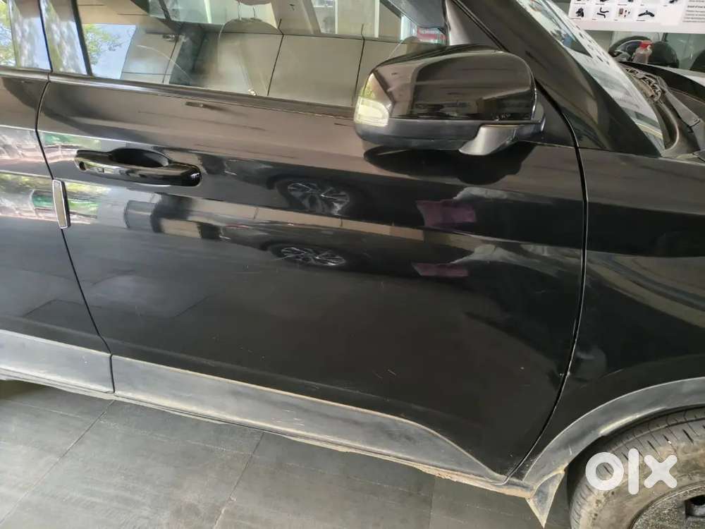 Hyundai Venue Sx Petrol Manual 1st Owner 2024