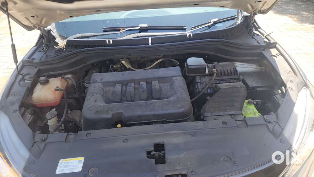 Mahindra Xuv700 2.2 Ax 7 Diesel At Str, 2022, Diesel