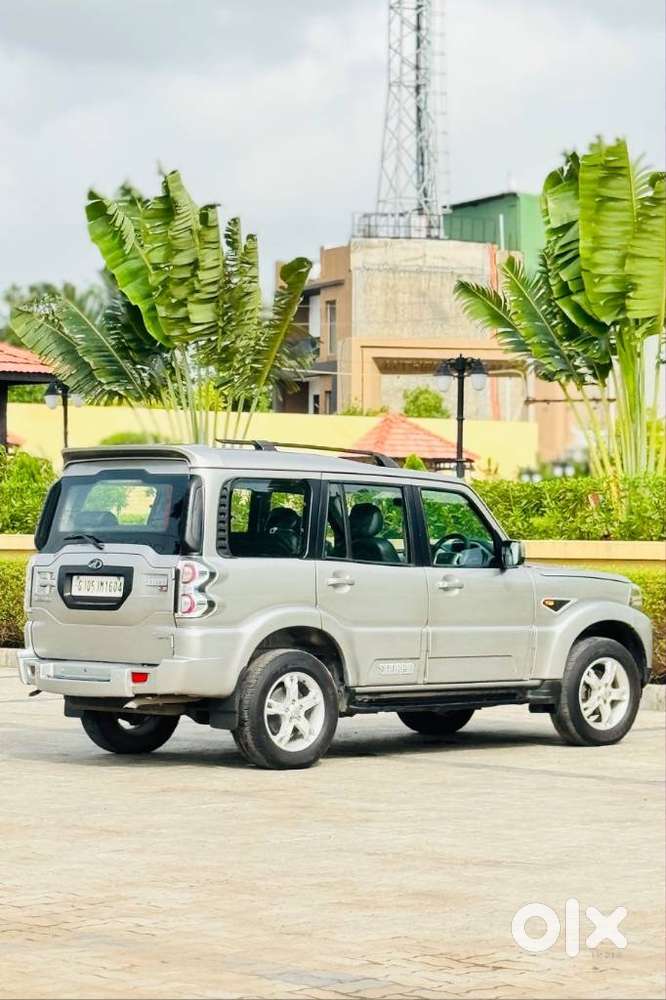 Mahindra Scorpio, 2015, Diesel