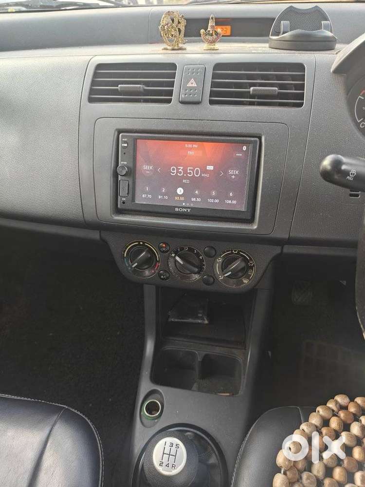 Maruti Suzuki Swift Dzire 1.2 Lxi Bsiv, 2011, Petrol
