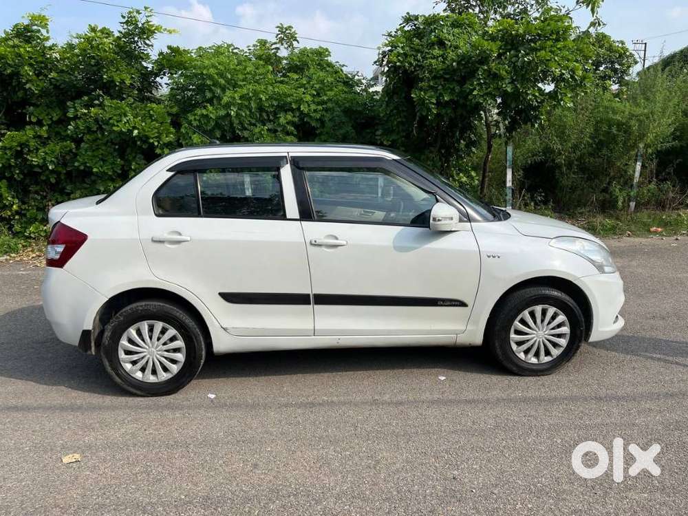 Maruti Suzuki Swift Dzire 1.2 Vxi Bsiv, 2017, Petrol