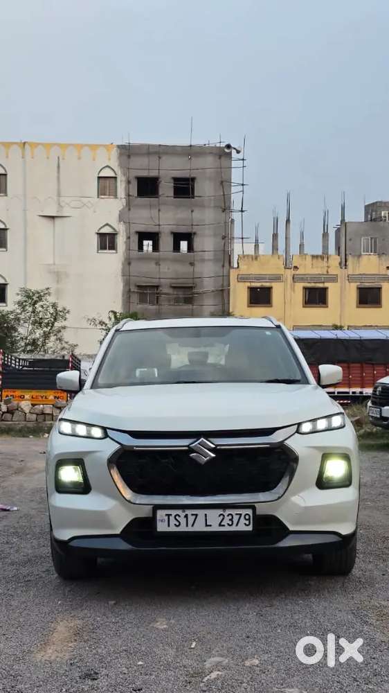 Maruti Suzuki Grand Vitara 2022 Petrol Well Maintained