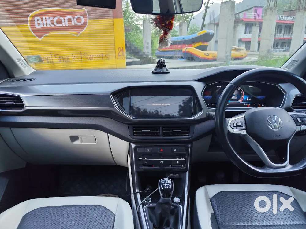 Volkswagen Taigun 2022 Petrol 22000 Km Driven
