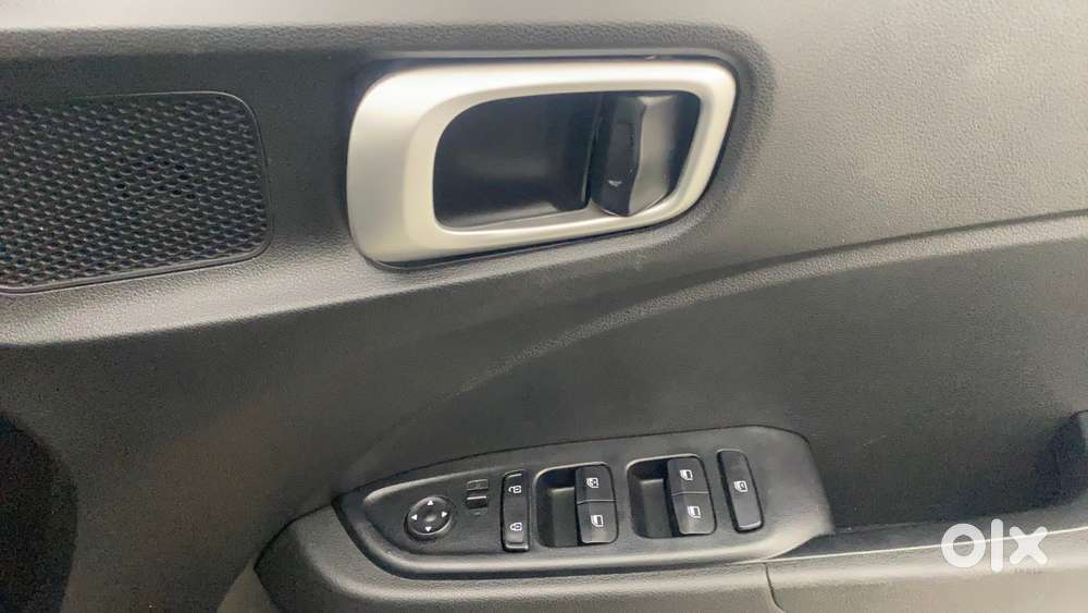 Hyundai Venue S Turbo Dct, 2021, Petrol