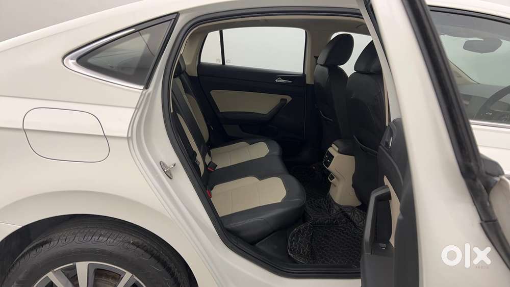 Skoda Slavia Style 1.5l Tsi Dsg, 2022, Petrol