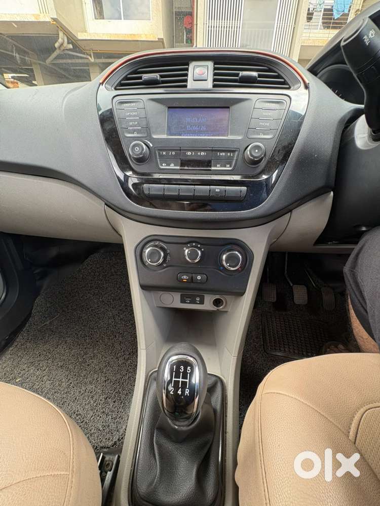 Tata Tiago Petrol 2018 Year