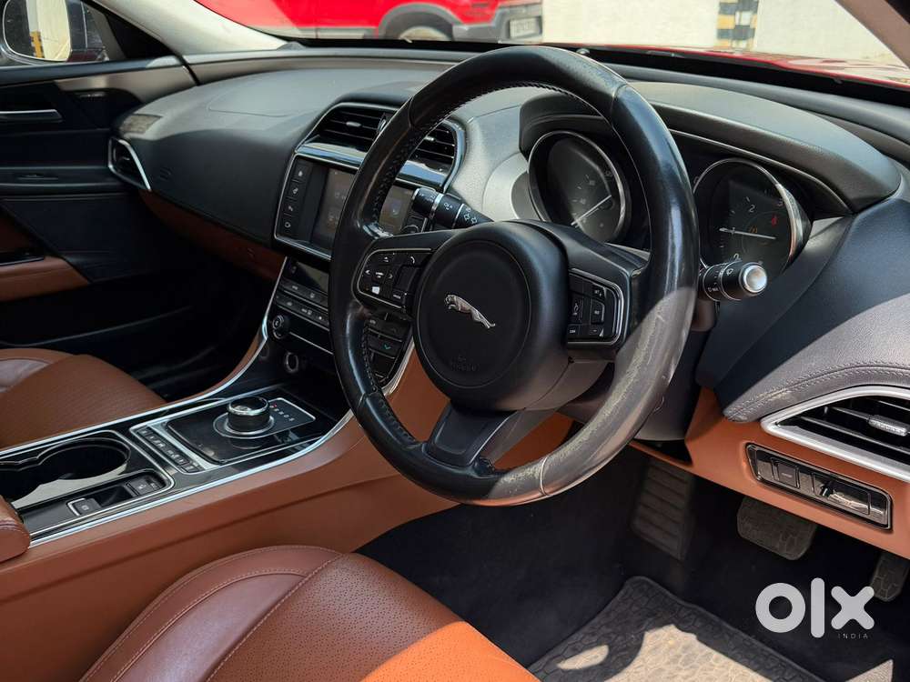 Jaguar Xe 2.0l Diesel Portfolio, 2017, Diesel