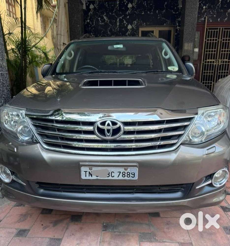 Toyota Fortuner 4x4 At, 2015, Diesel
