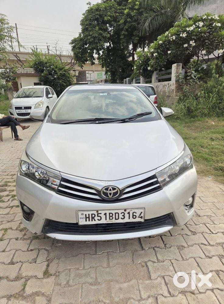 Toyota Corolla Altis 1.8 Gl, 2015, Petrol