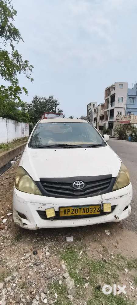 Toyota Innova 2.5 G 2009