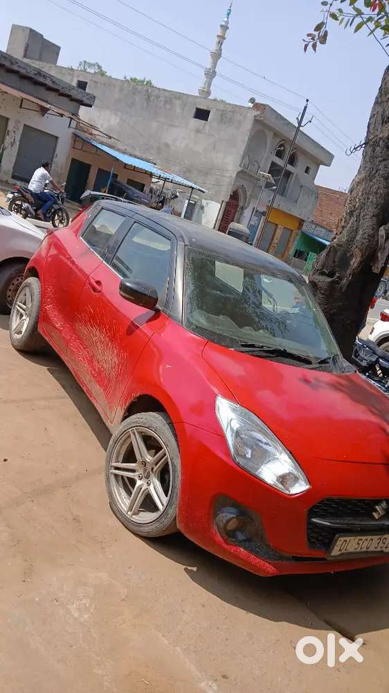 Swift Car With Alloy Wheel