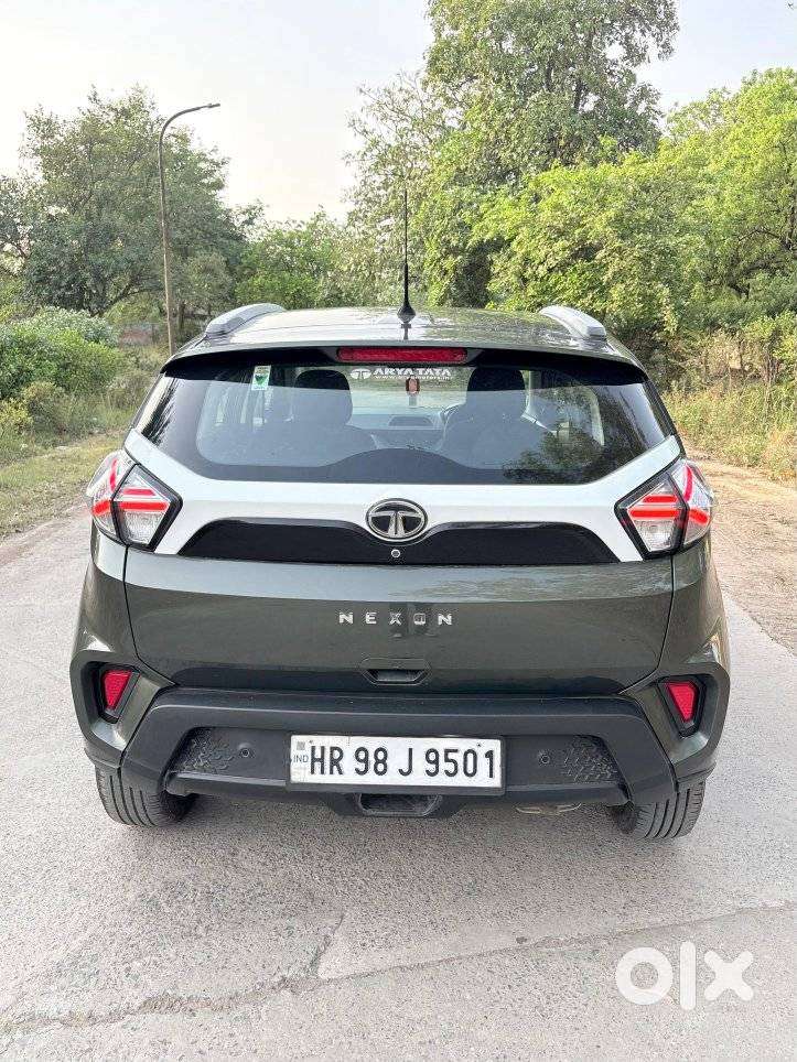 Tata Nexon 1.2 Revotron Xm (s), 2023, Petrol