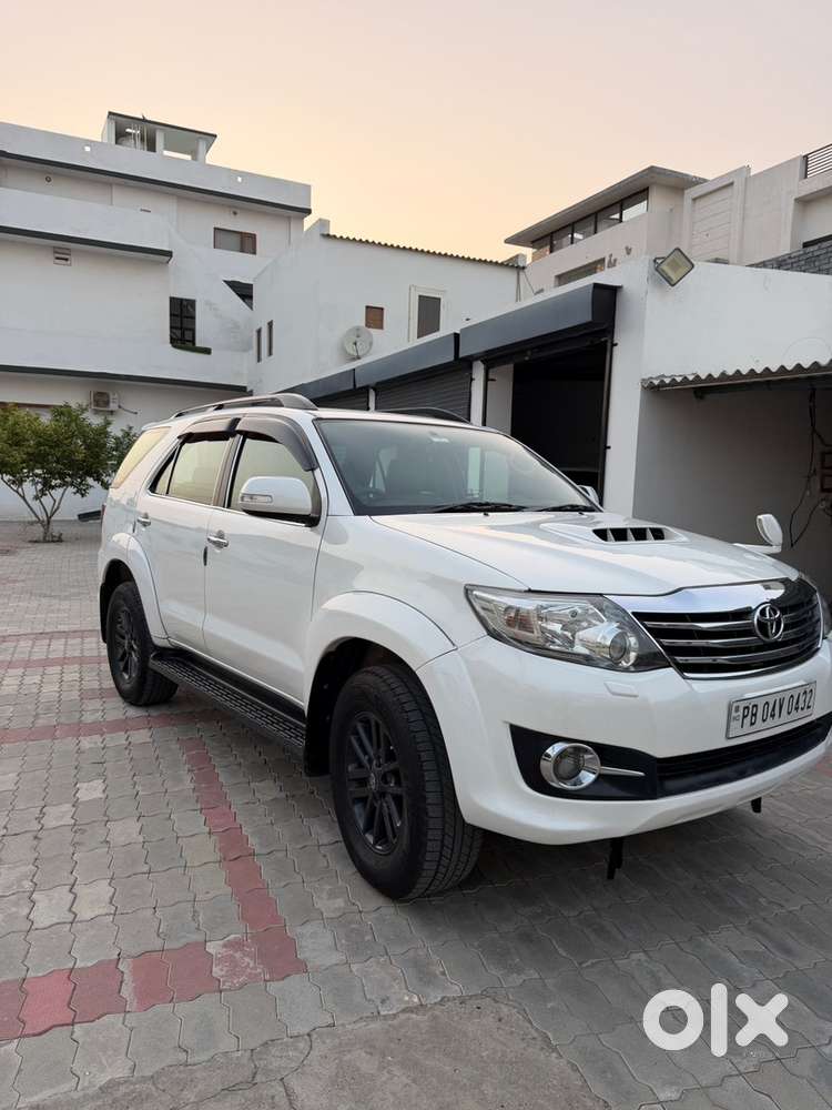 Toyota Fortuner Diesel 2015