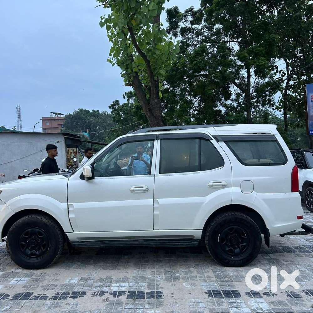 Tata Safari Storme 2017 Diesel 123000 Km Driven
