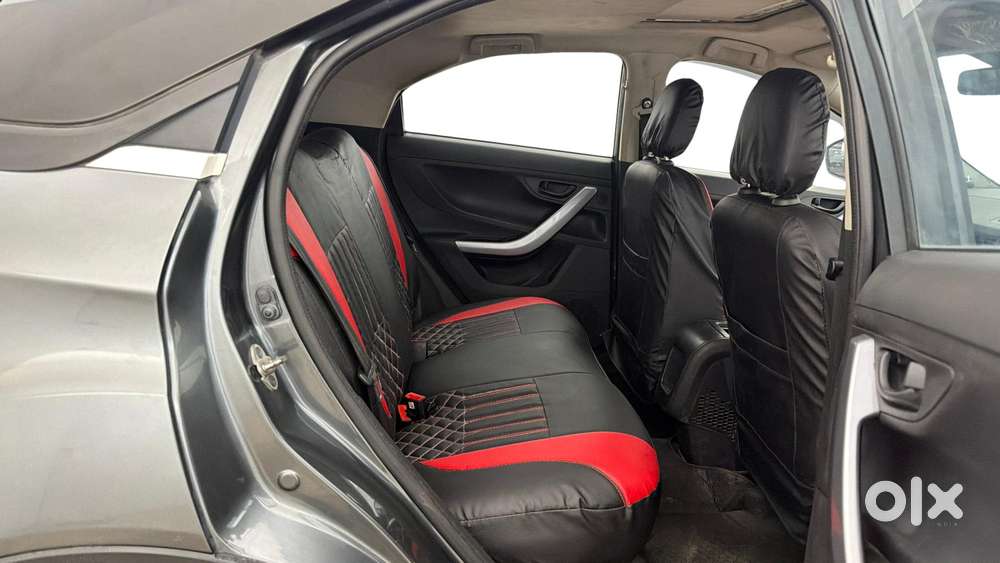 Tata Nexon 1.2 Revotron Xm (s), 2023, Petrol